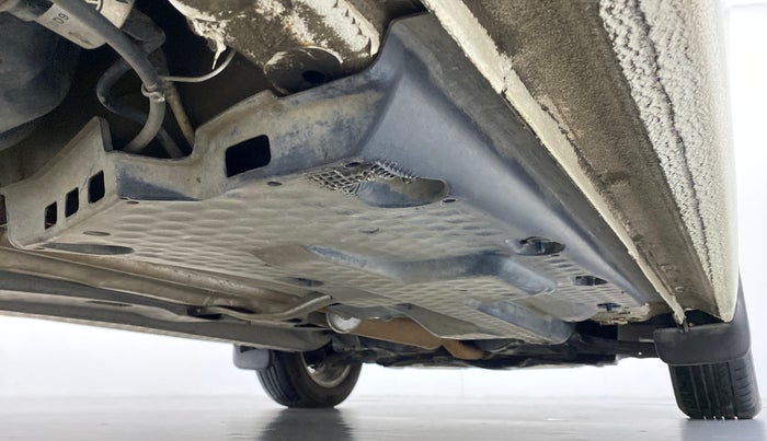 2017 Volkswagen Polo HIGHLINE1.2L PETROL, Petrol, Manual, 46,110 km, Right Side Underbody