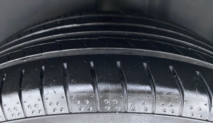 2017 Volkswagen Polo HIGHLINE1.2L PETROL, Petrol, Manual, 46,110 km, Left Rear Tyre Tread