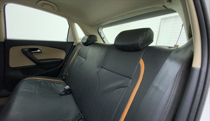 2017 Volkswagen Polo HIGHLINE1.2L PETROL, Petrol, Manual, 46,110 km, Right Side Rear Door Cabin