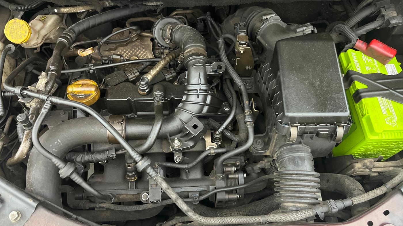 2022 Renault Kiger RXZ TURBO CVT, Petrol, Automatic, 57,757 km, Engine View