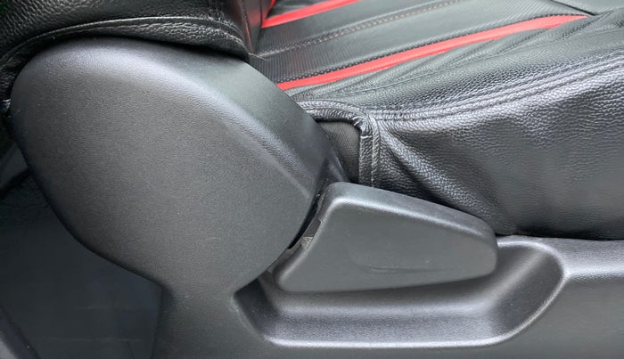 2019 Datsun Redi Go S 1.0, Petrol, Manual, 19,454 km, Driver Side Adjustment Panel