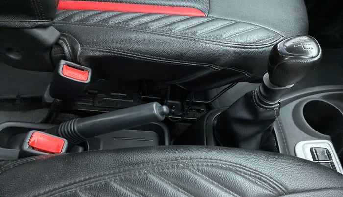 2019 Datsun Redi Go S 1.0, Petrol, Manual, 19,454 km, Gear Lever