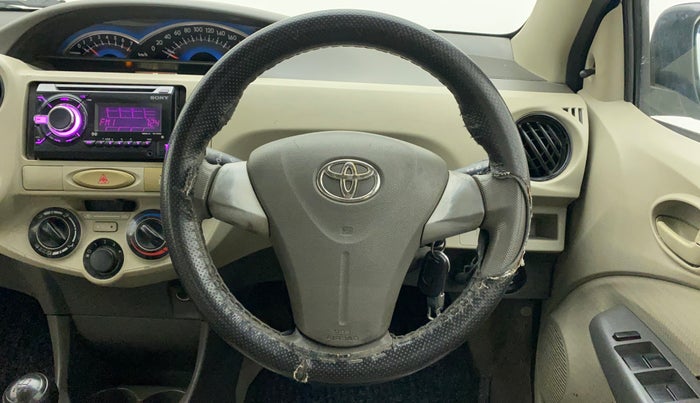 2015 Toyota Etios G, Petrol, Manual, 95,090 km, Steering Wheel Close Up