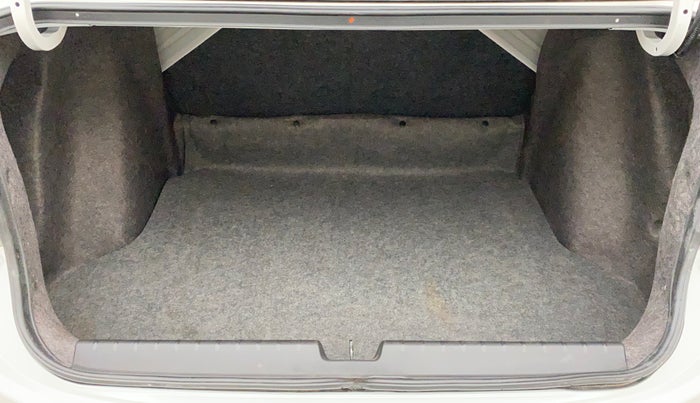 2022 Honda City 1.5L I-VTEC V MT 5TH GEN, Petrol, Manual, 11,140 km, Boot Inside