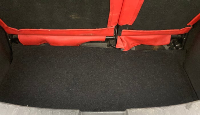 2014 Maruti Ritz VXI, Petrol, Manual, 66,896 km, Boot Inside