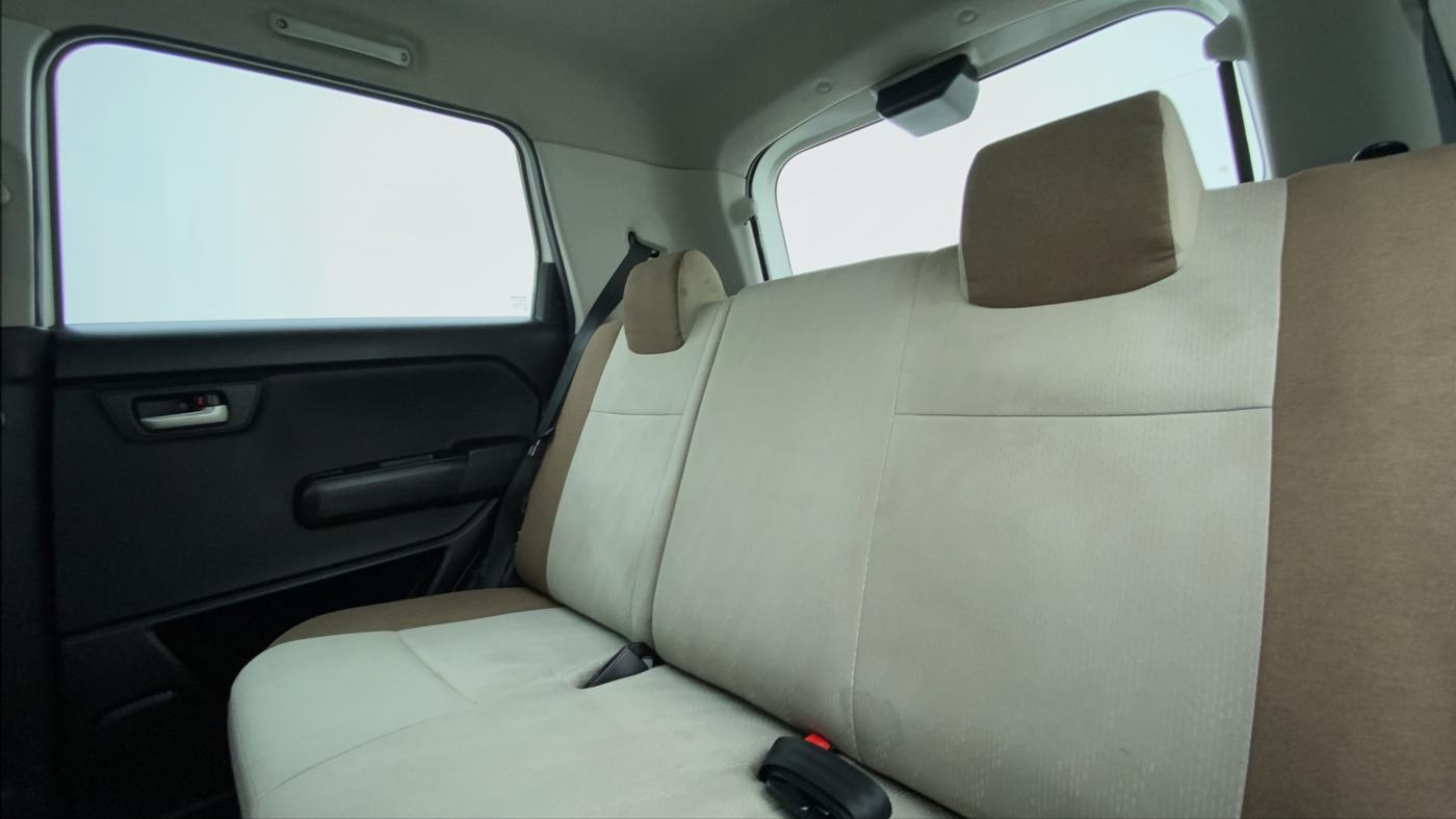 2019 Maruti New Wagon-R VXI 1.2L, Petrol, Manual, 36,113 km, Right Side Rear Door Cabin