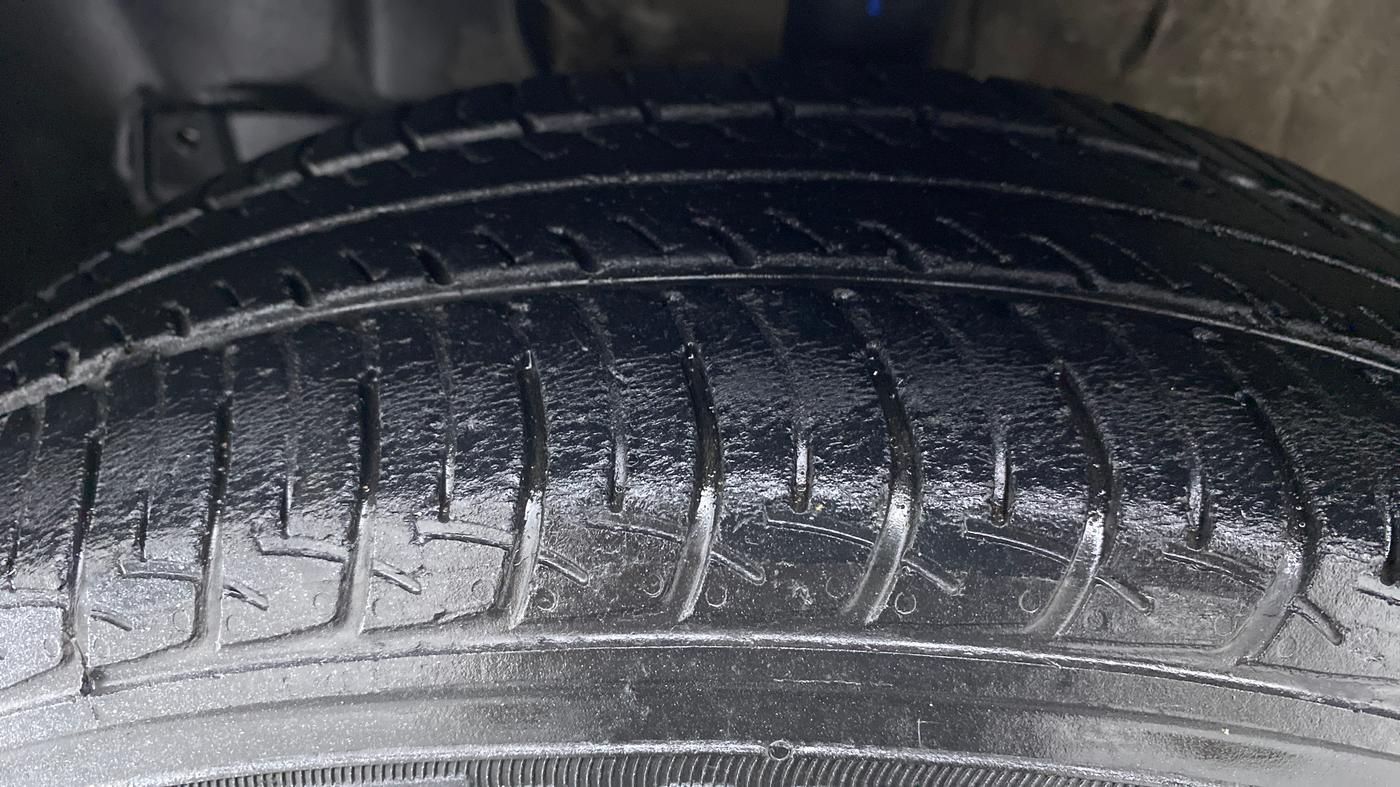 2019 Maruti New Wagon-R VXI 1.2L, Petrol, Manual, 36,113 km, Left Front Tyre Tread