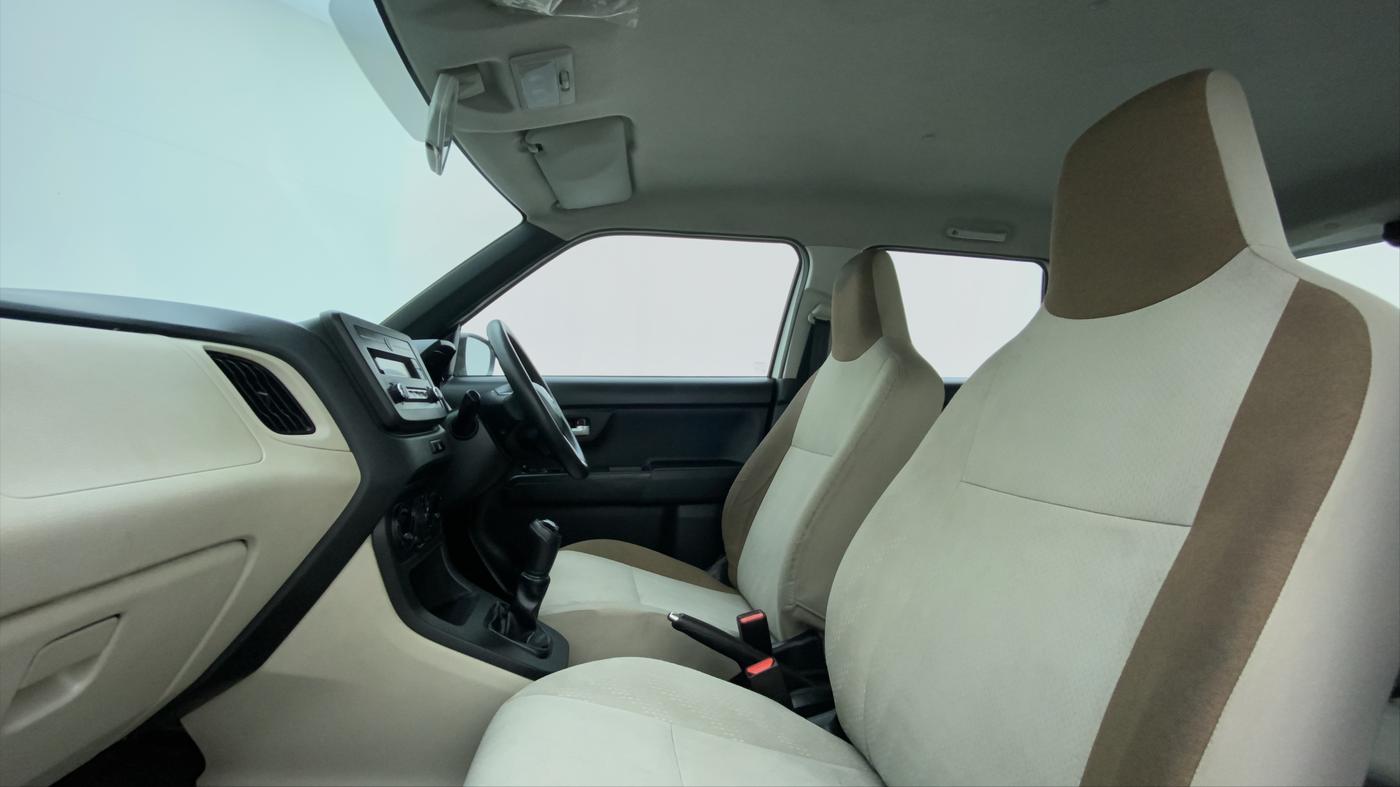 2019 Maruti New Wagon-R VXI 1.2L, Petrol, Manual, 36,113 km, Right Side Front Door Cabin