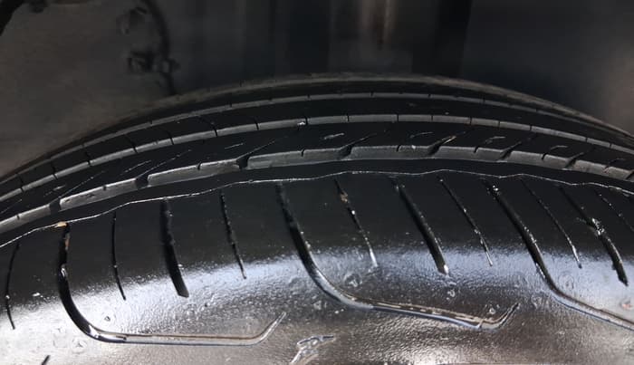 2021 Tata ALTROZ XZ PETROL, CNG, Manual, 63,893 km, Left Rear Tyre Tread