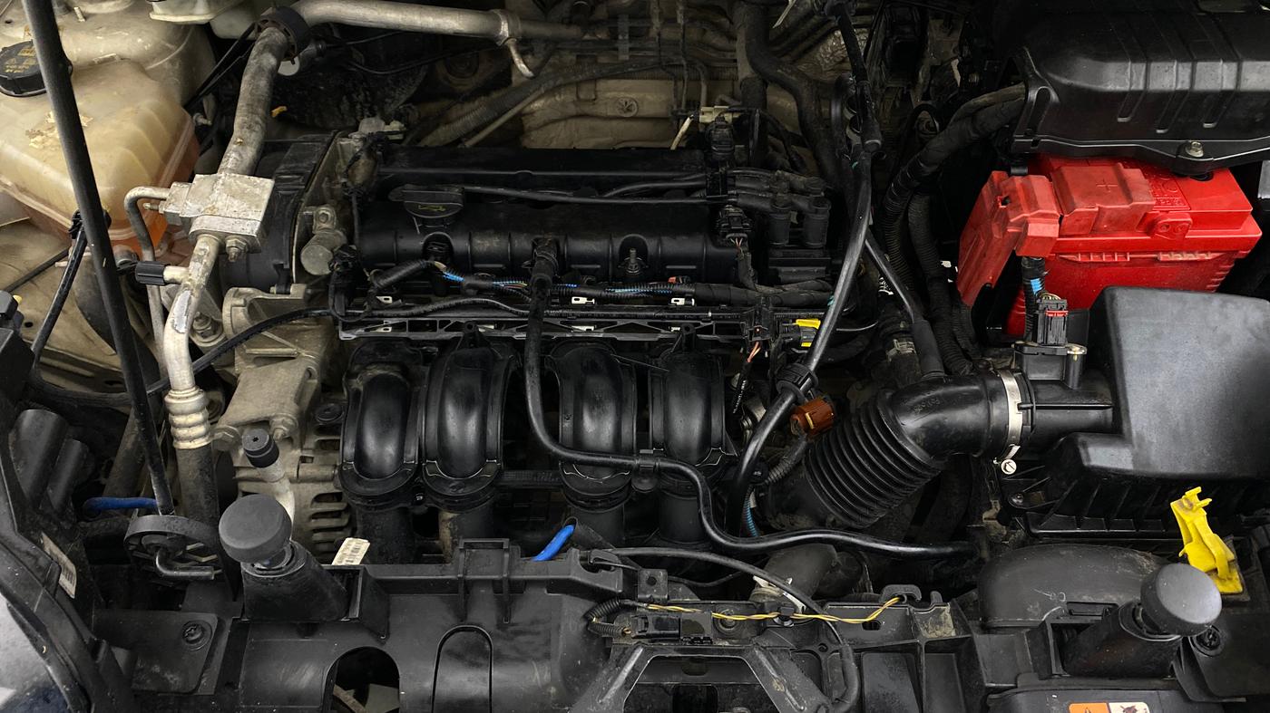 2015 Ford Ecosport TITANIUM 1.5L PETROL AT, Petrol, Automatic, 1,01,155 km, Engine View