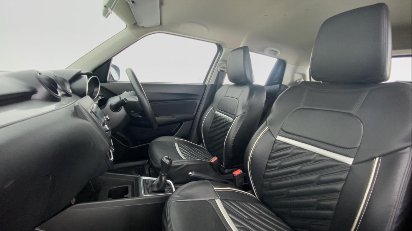 2018 Maruti Swift VXI D, Petrol, Manual, 28,016 km, Right Side Front Door Cabin