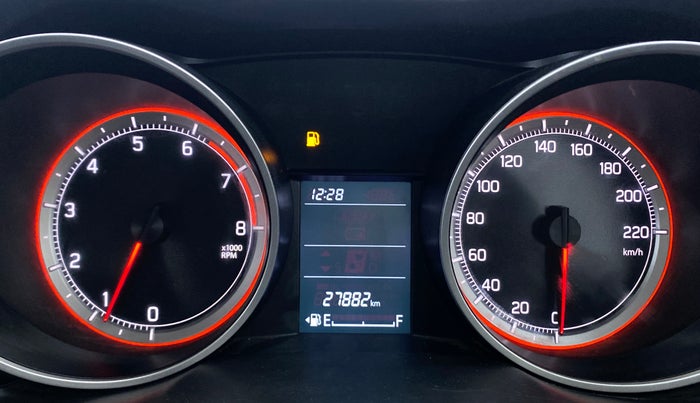 2018 Maruti Swift VXI D, Petrol, Manual, 28,016 km, Odometer Image