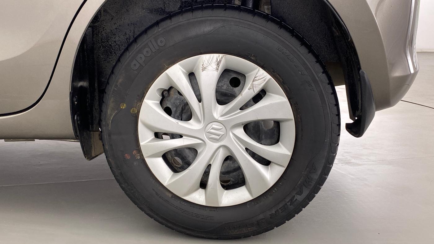 2018 Maruti Swift VXI D, Petrol, Manual, 28,016 km, Left Rear Wheel