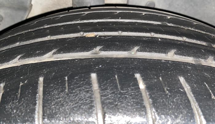 2017 Hyundai Creta SX PLUS 1.6 PETROL, Petrol, Manual, 91,198 km, Right Rear Tyre Tread