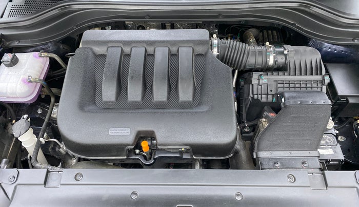 2021 Mahindra XUV700 AX 7 P MT 7 STR, Petrol, Manual, 5,956 km, Open Bonet