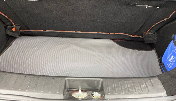 2019 Mahindra KUV 100 NXT K2+ P 6 STR, Petrol, Manual, 23,399 km, Boot Inside