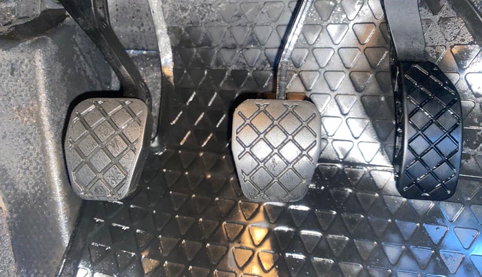 2019 Volkswagen Polo COMFORTLINE 1.0L MPI, Petrol, Manual, 28,203 km, Pedals