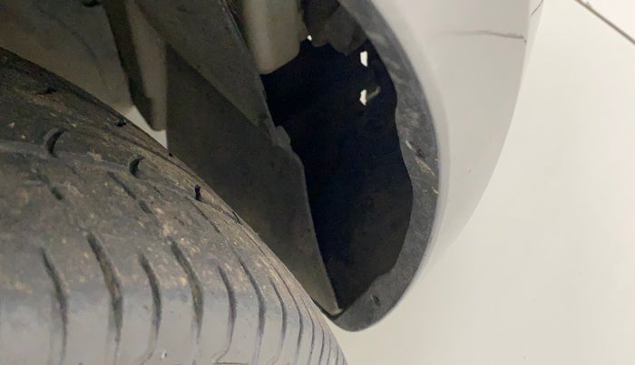 2014 Maruti Swift Dzire ZXI, Petrol, Manual, 93,824 km, Right fender - Lining loose