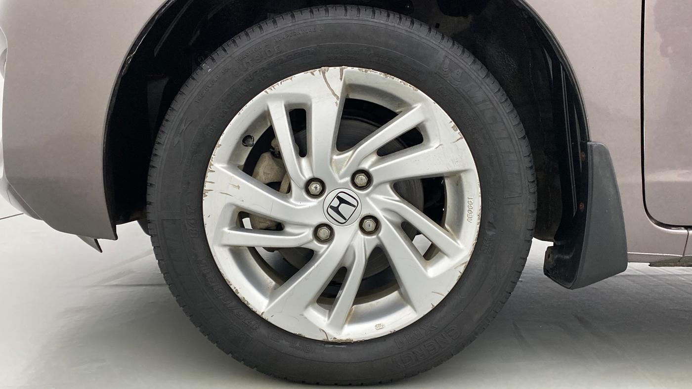 2016 Honda Jazz 1.2 V MT, Petrol, Manual, 16,127 km, Left Front Wheel