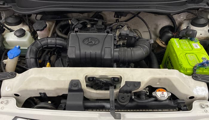 2016 Hyundai Eon ERA PLUS (O), Petrol, Manual, 36,421 km, Engine View