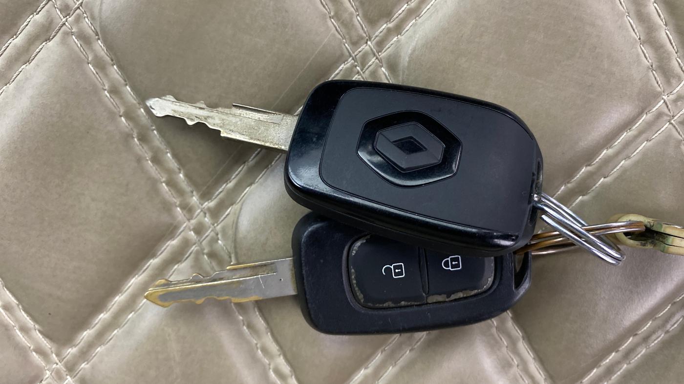 2023 Renault Kwid RXT 1.0 AMT, Petrol, Automatic, 7,014 km, Key Close Up