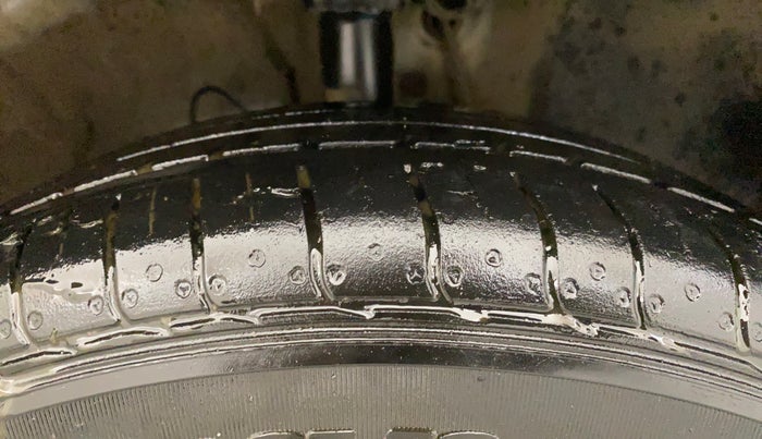 2023 Hyundai VENUE S 1.2, Petrol, Manual, 26,525 km, Right Front Tyre Tread