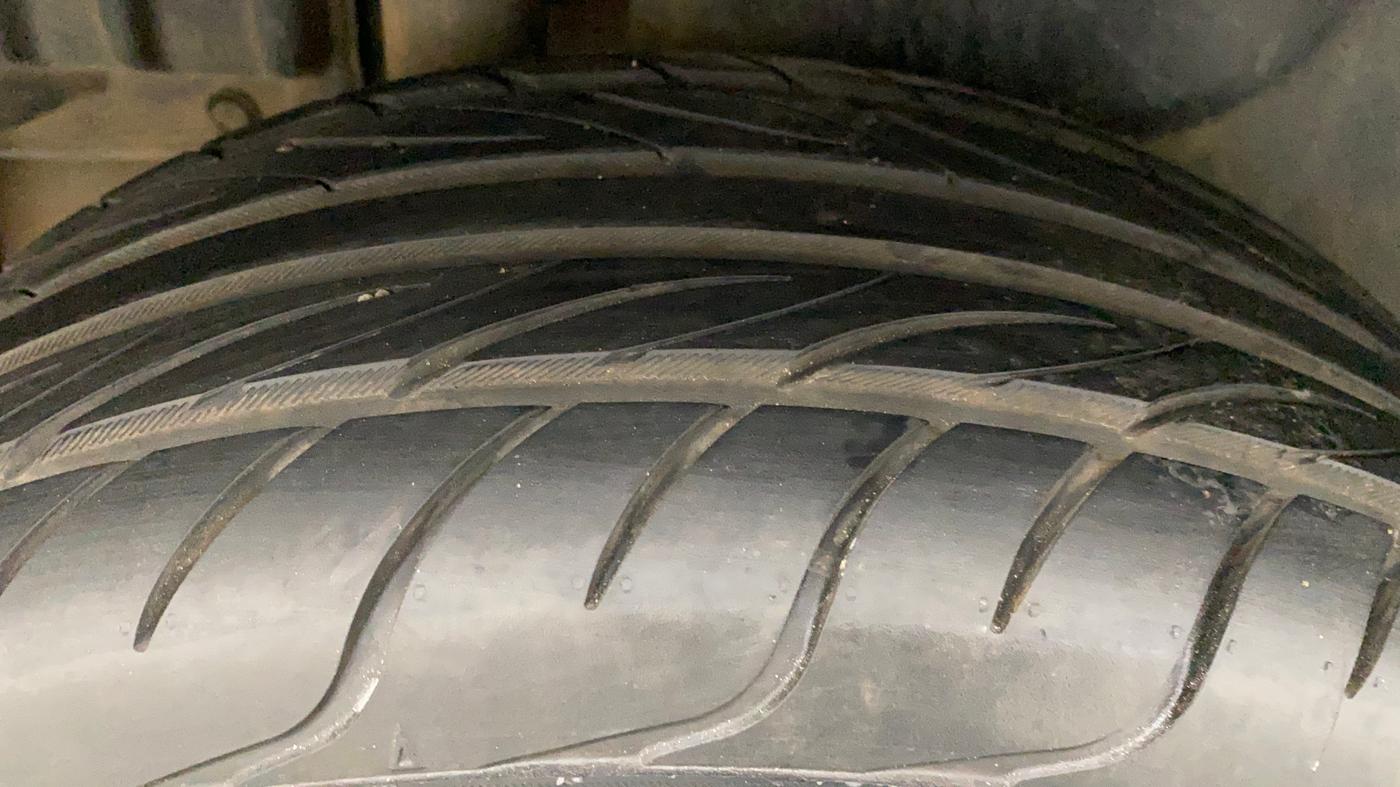 2012 Maruti Swift Dzire VDI, Diesel, Manual, 1,10,904 km, Right Rear Tyre Tread