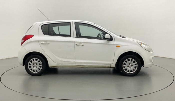 2011 Hyundai i20 MAGNA 1.2 VTVT, CNG, Manual, 59,218 km, Right Side View