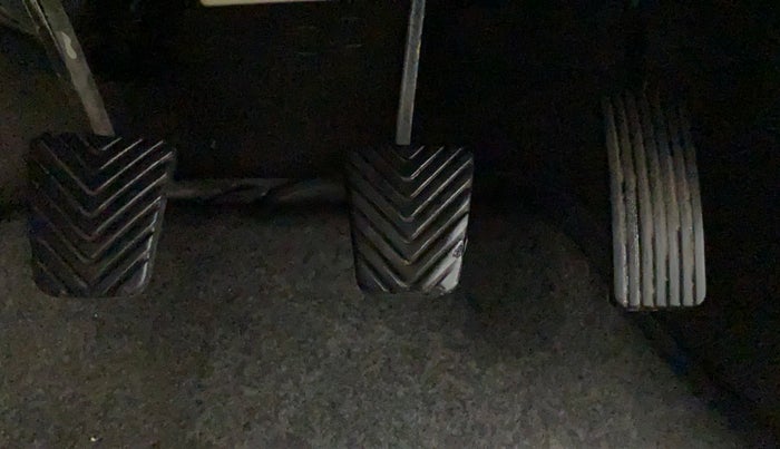 2011 Hyundai i20 MAGNA 1.2 VTVT, CNG, Manual, 59,218 km, Pedals