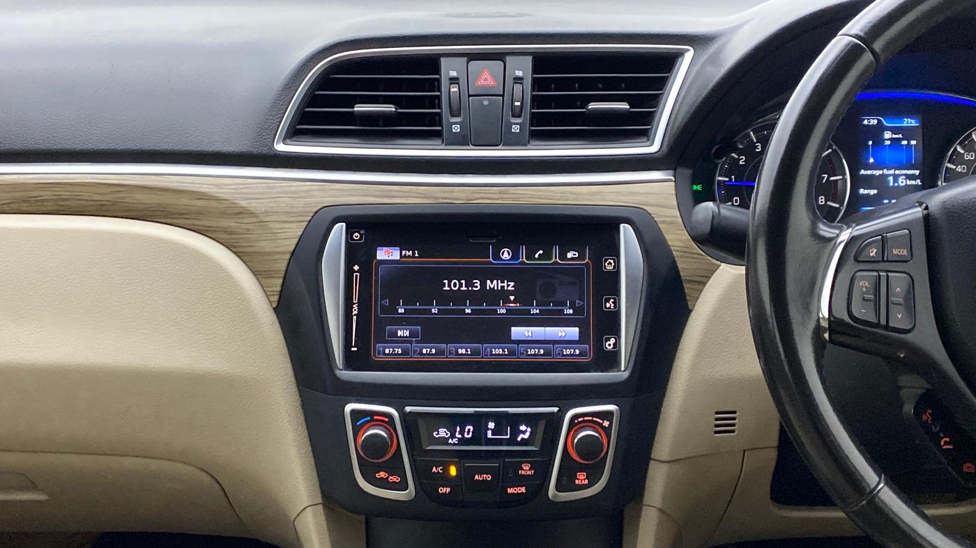 2019 Maruti Ciaz ALPHA 1.5 MT VTVT SHVS, Petrol, Manual, 39,980 km, Air Conditioner
