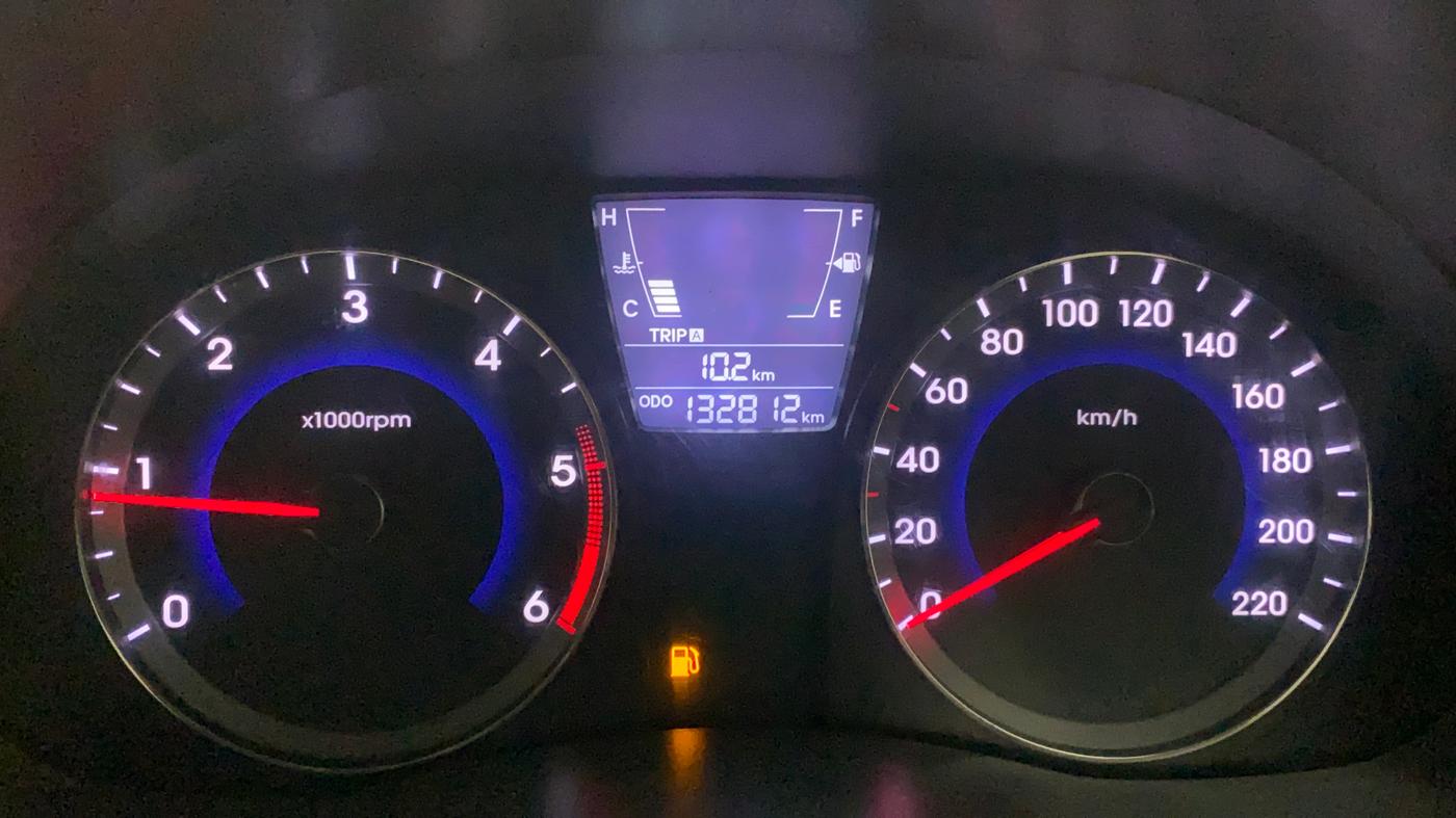 2011 Hyundai Verna FLUIDIC 1.6 CRDI EX, Diesel, Manual, 1,32,879 km, Odometer Image