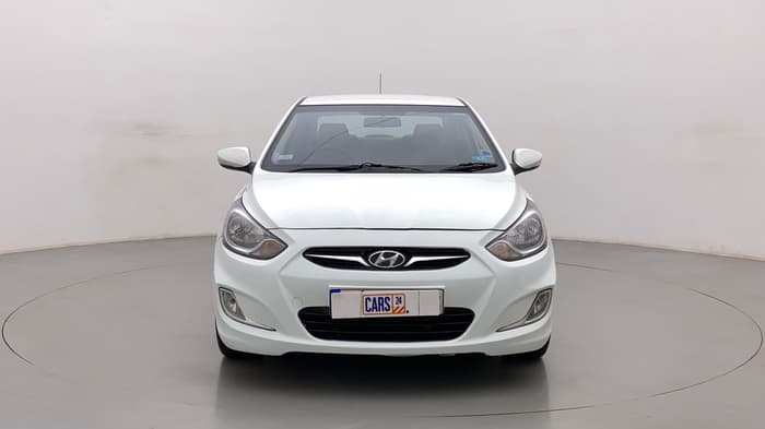 2011 Hyundai Verna FLUIDIC 1.6 CRDI EX, Diesel, Manual, 1,32,879 km, Front