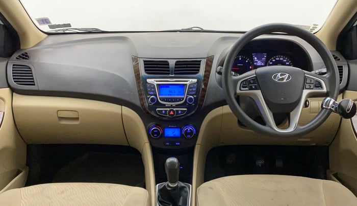2011 Hyundai Verna FLUIDIC 1.6 CRDI EX, Diesel, Manual, 1,32,879 km, Dashboard