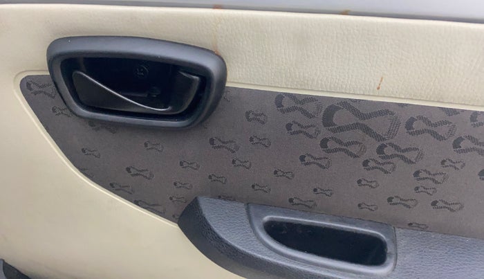 2016 Tata Nano TWIST XTA, Petrol, Automatic, 16,977 km, Driver Side Door Panels Control