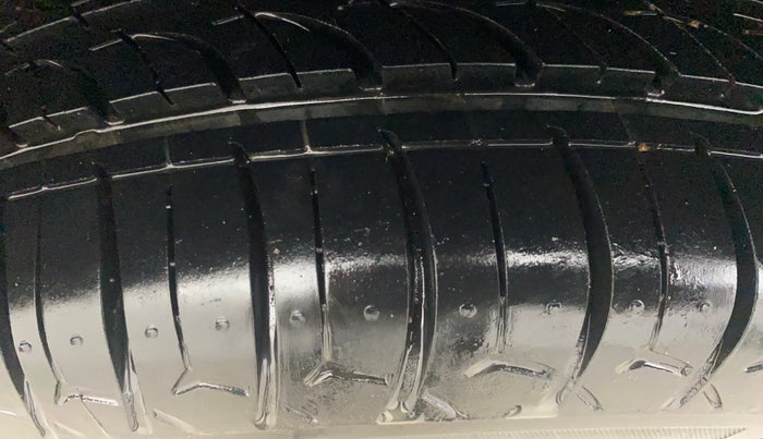 2016 Tata Nano TWIST XTA, Petrol, Automatic, 16,977 km, Right Rear Tyre Tread