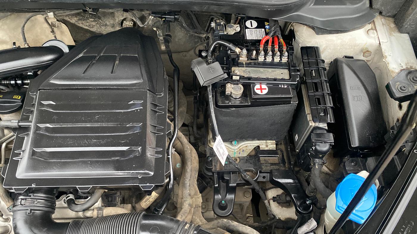 2022 Skoda KUSHAQ STYLE 1.0L TSI AT, Petrol, Automatic, 15,245 km, Engine View - Left