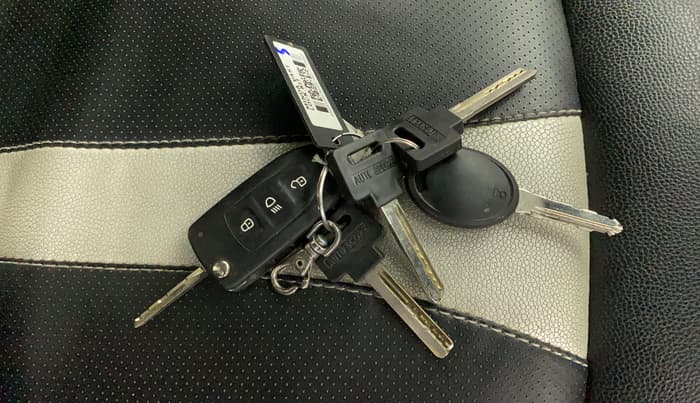 2018 Tata TIGOR XT PETROL, Petrol, Manual, 31,625 km, Key Close Up