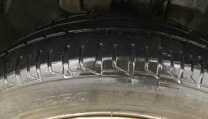 2018 Tata TIGOR XT PETROL, Petrol, Manual, 31,625 km, Right Front Tyre Tread