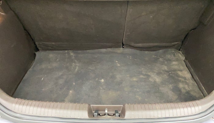 2011 Hyundai i20 ASTA 1.2, Petrol, Manual, 58,055 km, Boot Inside