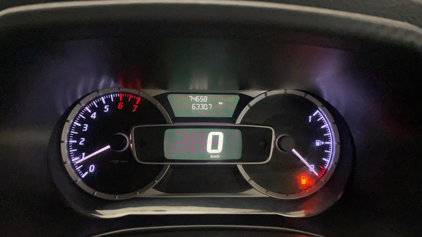 2019 Nissan Kicks XL 1.5, Petrol, Manual, 74,700 km, Odometer Image