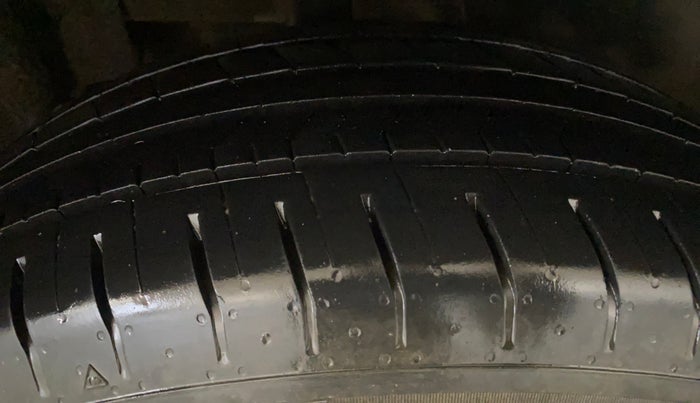 2019 Nissan Kicks XL 1.5, Petrol, Manual, 74,606 km, Right Rear Tyre Tread