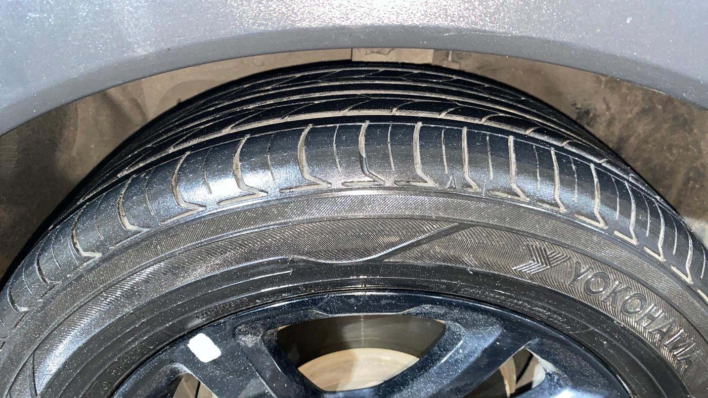 2021 Ford FREESTYLE FLAIR EDITION 1.2 PETROL, Petrol, Manual, 1,13,920 km, Left Front Tyre Tread