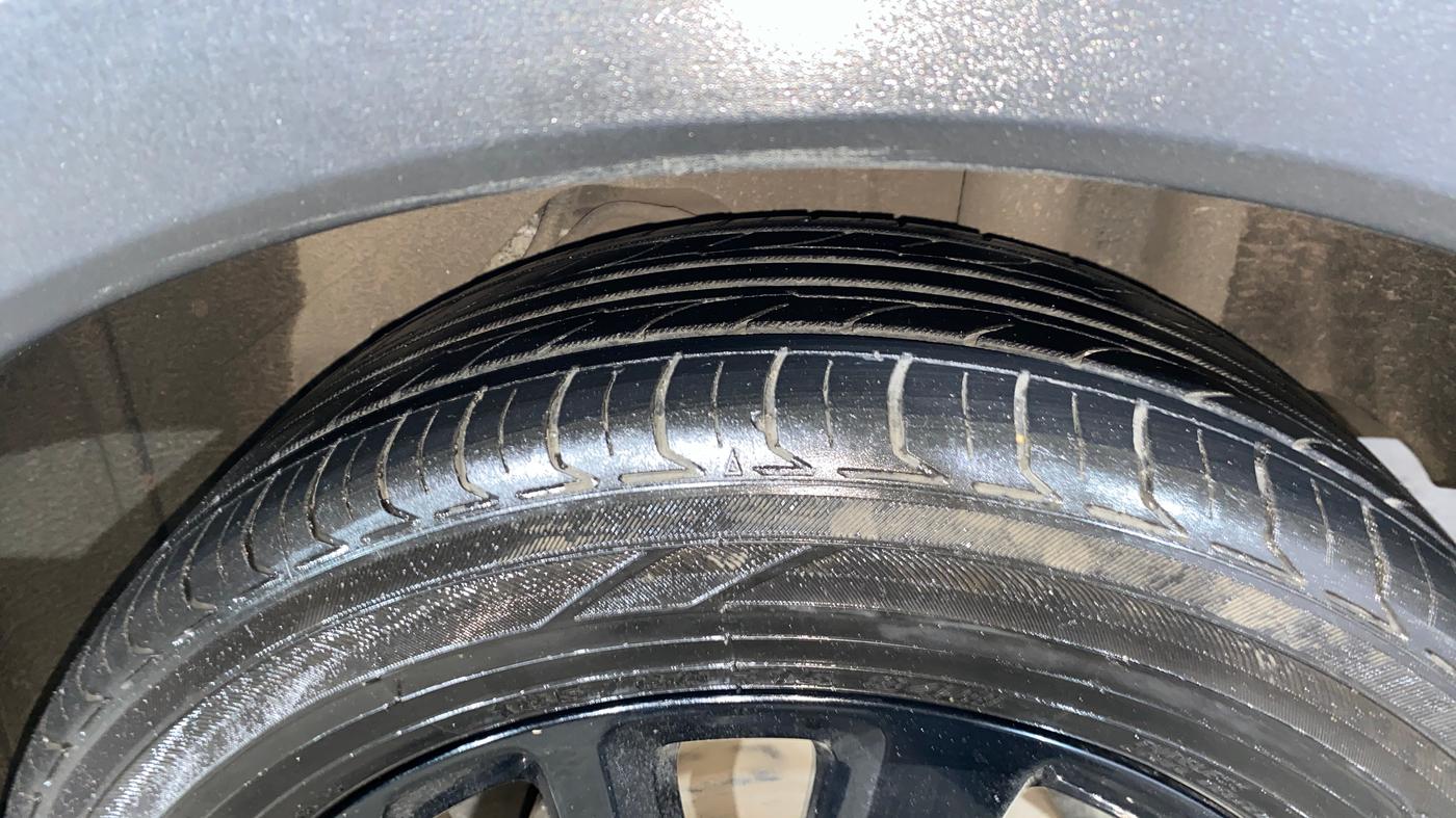 2021 Ford FREESTYLE FLAIR EDITION 1.2 PETROL, Petrol, Manual, 1,13,920 km, Left Rear Tyre Tread