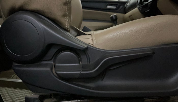 2018 Honda Amaze 1.2L I-VTEC S, Petrol, Manual, 40,140 km, Driver Side Adjustment Panel