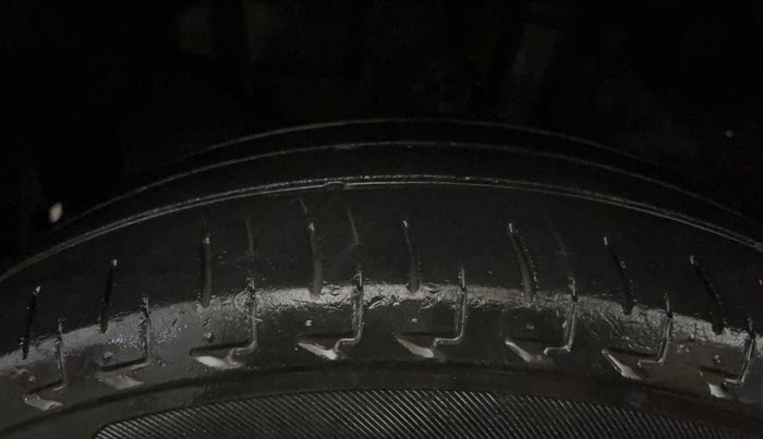 2018 Honda Amaze 1.2L I-VTEC S, Petrol, Manual, 40,140 km, Left Front Tyre Tread