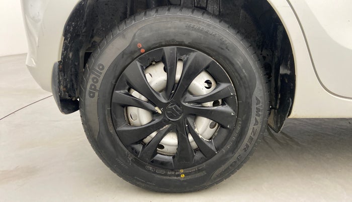2019 Maruti Swift LXI, Petrol, Manual, 18,904 km, Right Rear Wheel