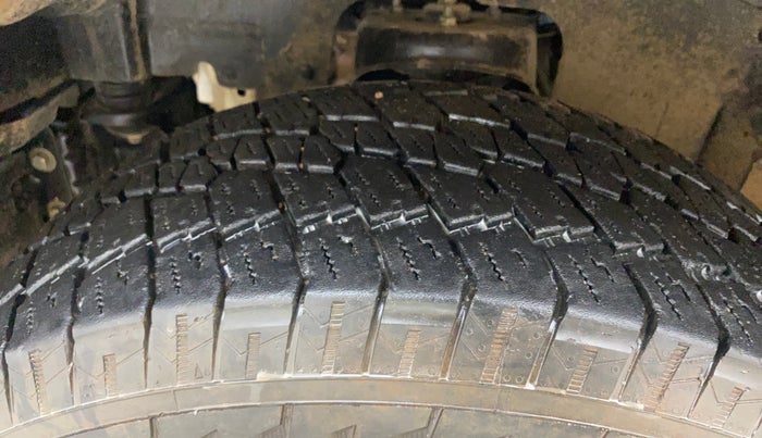 2023 Mahindra Thar LX D HT 2WD MT, Diesel, Manual, 43,367 km, Left Front Tyre Tread