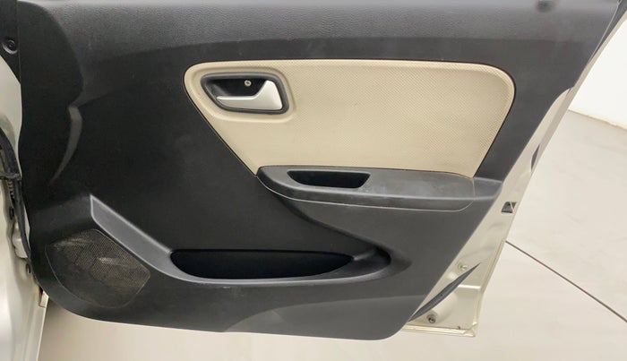 2020 Maruti Alto LXI O, Petrol, Manual, 45,273 km, Driver Side Door Panels Control