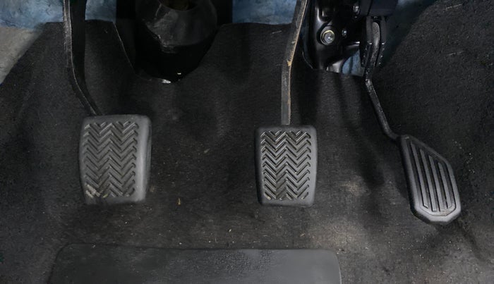 2012 Toyota Etios Liva TRD SPORTIVO DIESEL, Diesel, Manual, 30,513 km, Pedals