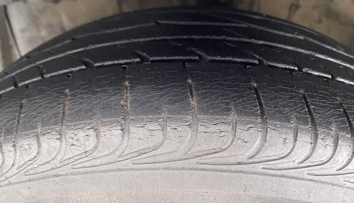 2012 Toyota Etios Liva TRD SPORTIVO DIESEL, Diesel, Manual, 30,513 km, Left Front Tyre Tread